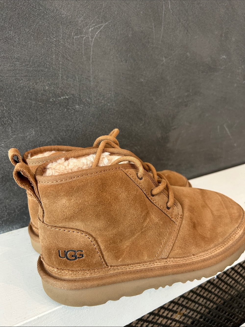 UGG Kids Chestnut Suede Lace-Up Ankle Boots